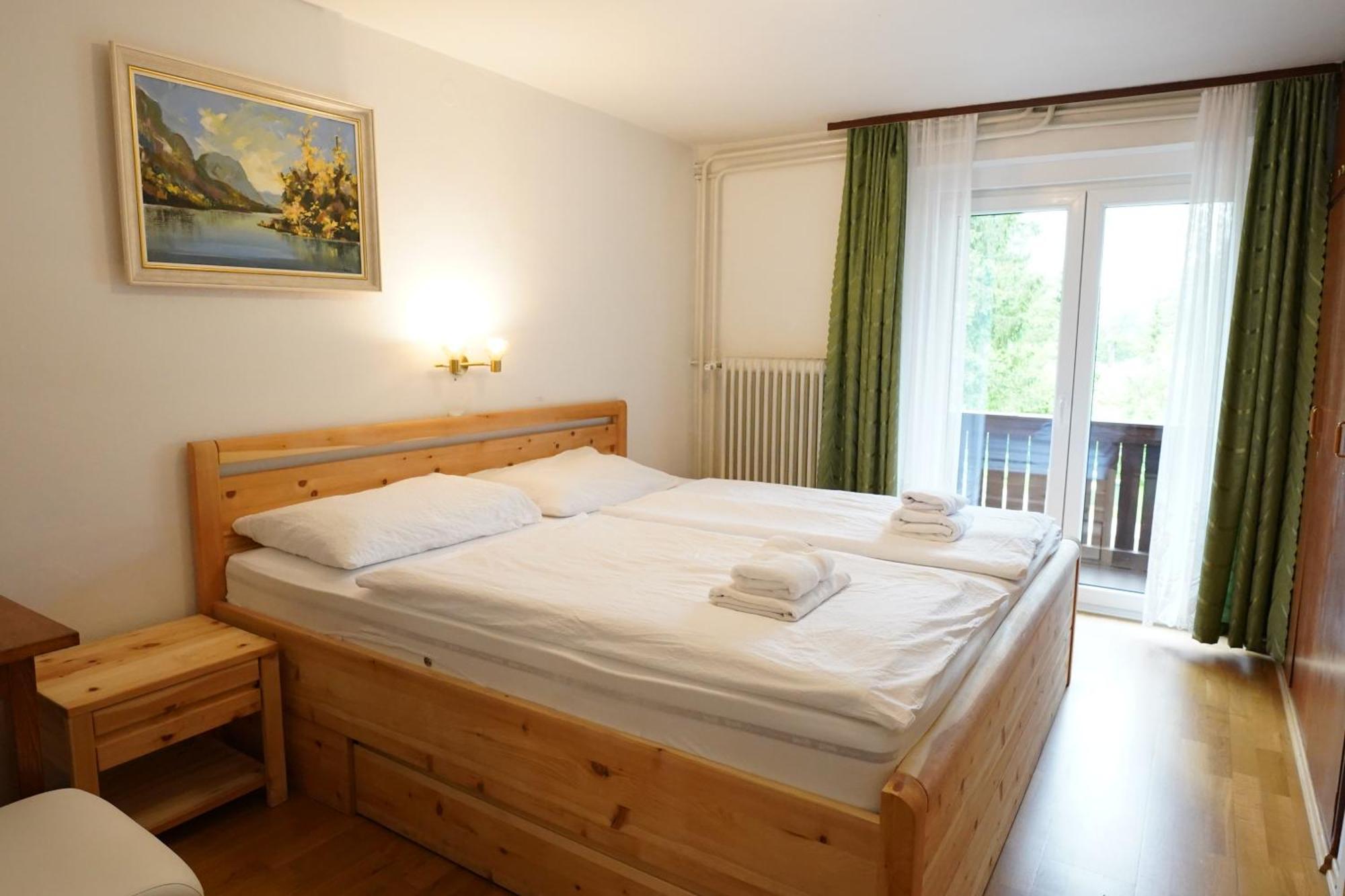 Sobe In Apartmaji Pri Ukcu בוהין מראה חיצוני תמונה
